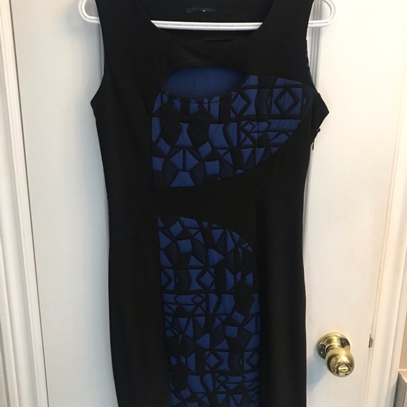 Elegant dress comes with a chic blazer like zip up jacket. - Picture 3 of 3